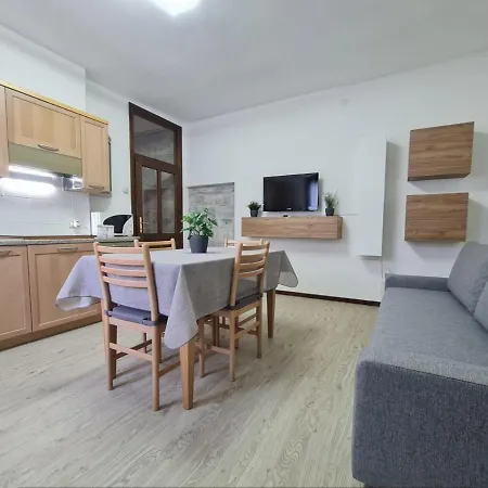 Apartment Dolomites Ski House Pinzolo
